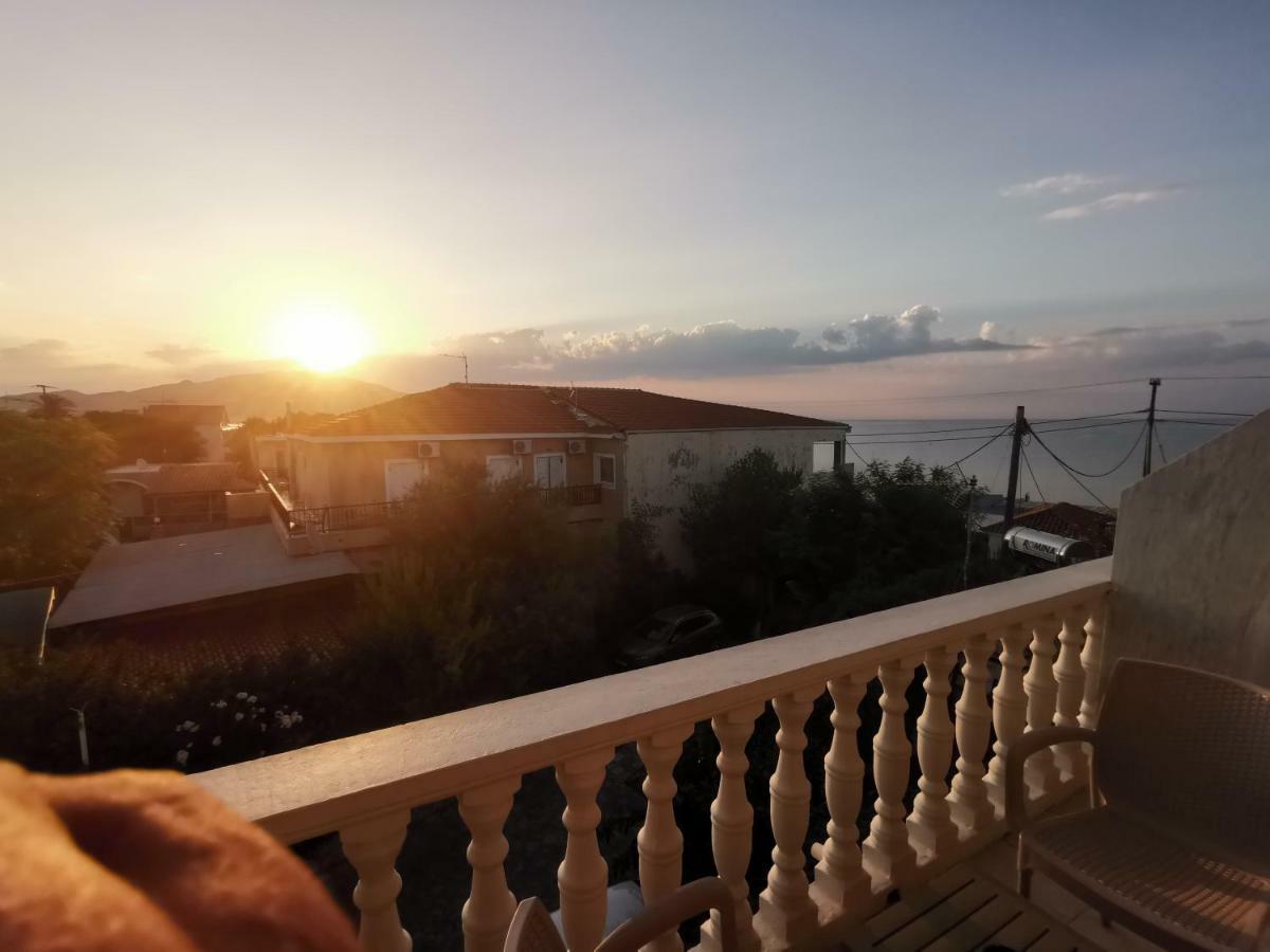 Casa Del Mar Bed and Breakfast Laganas Exteriör bild